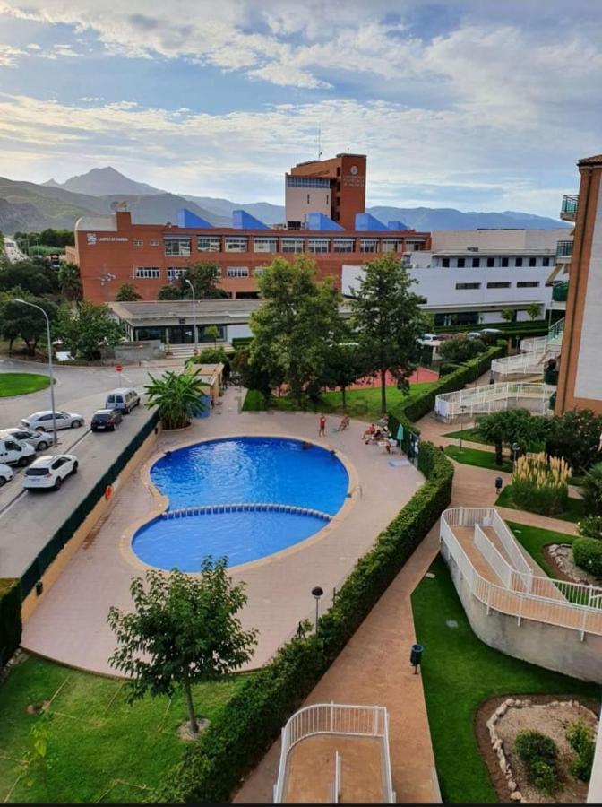Universidad Del Mar - Alquiler Solo Familias Gandía Exteriör bild
