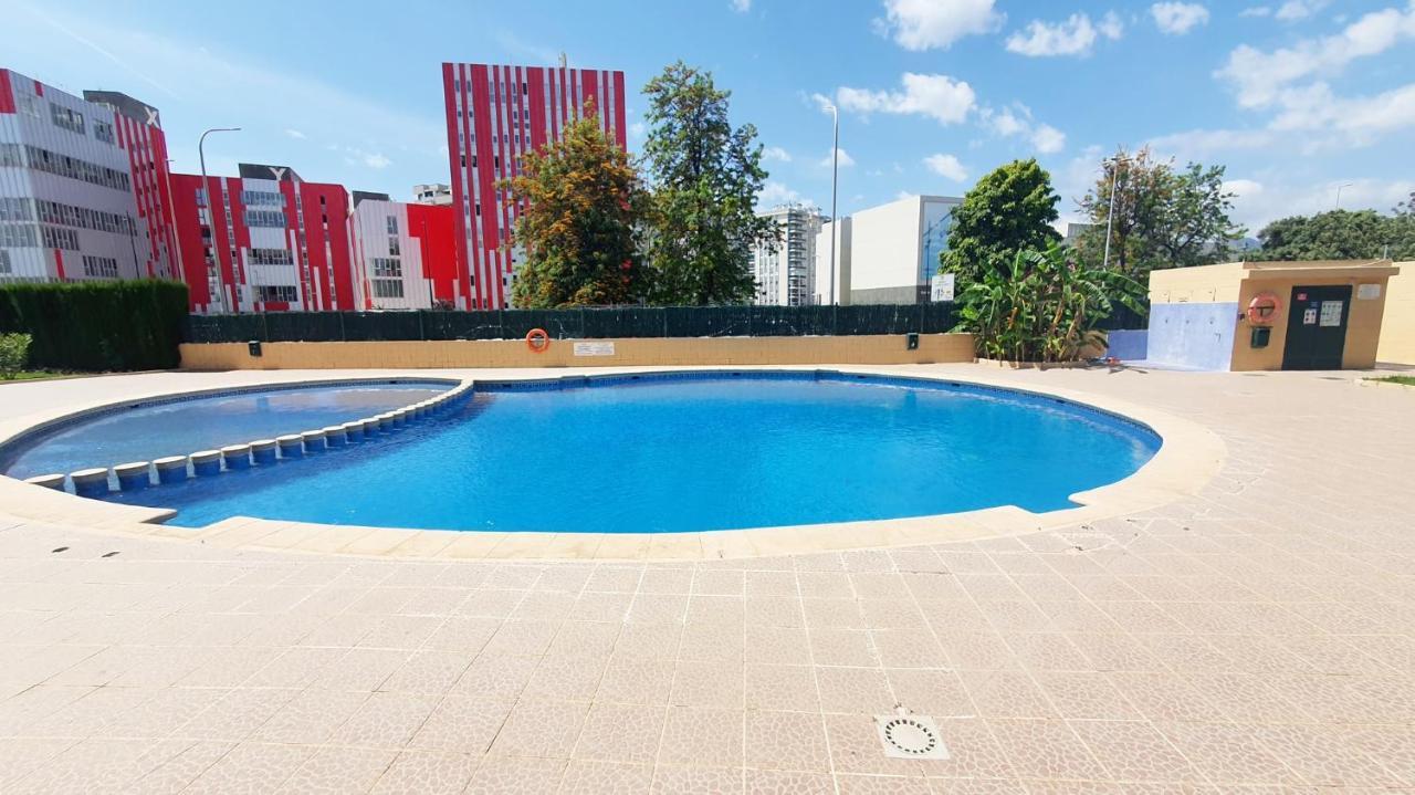 Universidad Del Mar - Alquiler Solo Familias Gandía Exteriör bild